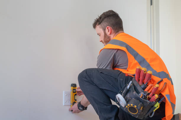 Best Licensed Electrician  in Derby, CT